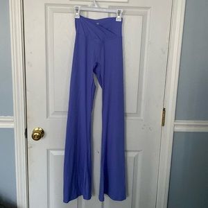 cross over flare leggings xs